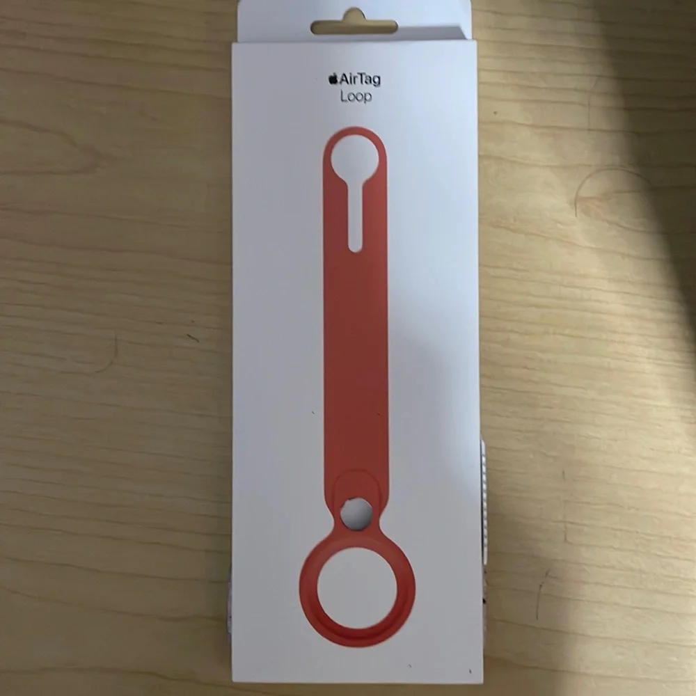 Apple AirTag loop - Picture 1 of 2